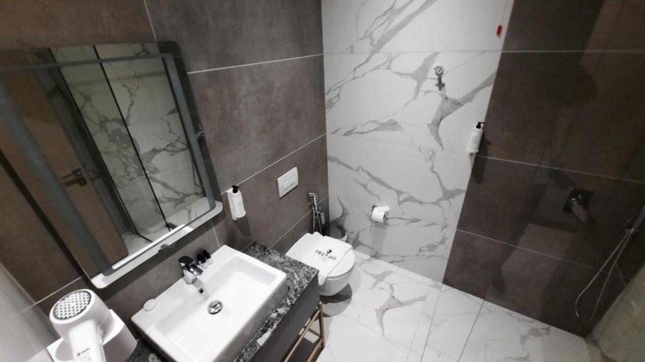 Delight Hotel & Spa Golem  Luaran gambar